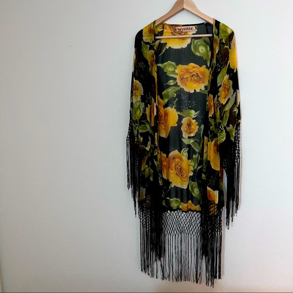 Reverse Tops - Floral print fringe kimono style top